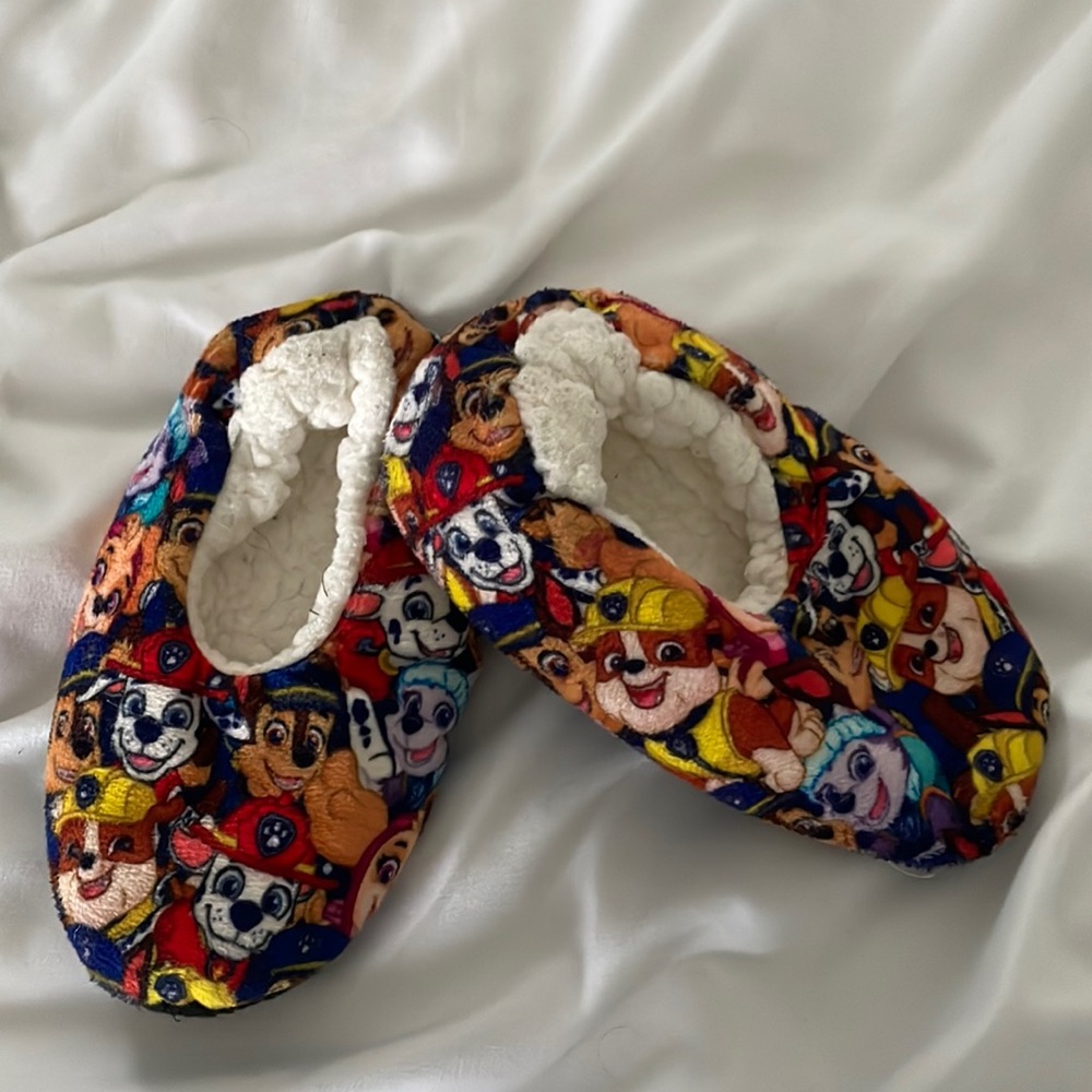 Paw patrol slippers . 18 months-2t